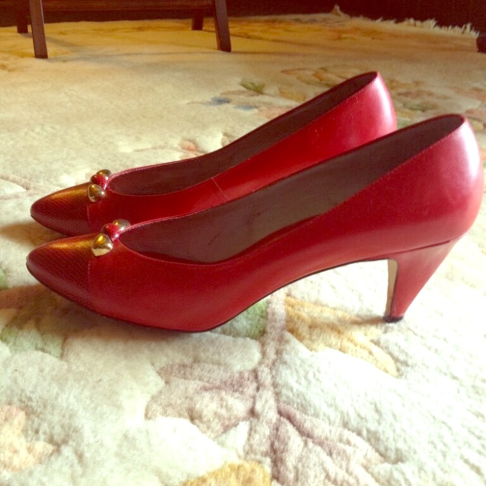 Red Leather Embossed Pumps